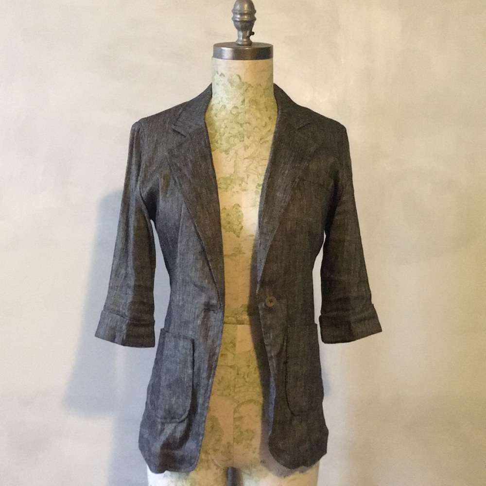 Lark and Wolff Linen Blazer